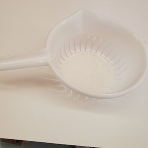 Plastic Colander  for Draining Food